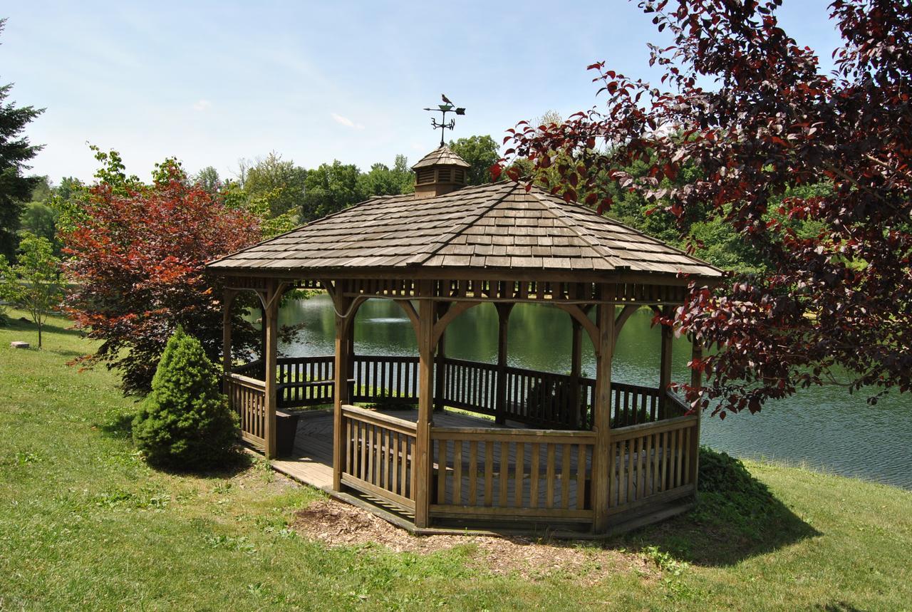 Robin Hill Camping Resort One-Bedroom Cottage 8 Lenhartsville Dış mekan fotoğraf